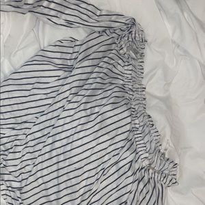 Striped shirt long sleeve blue and white